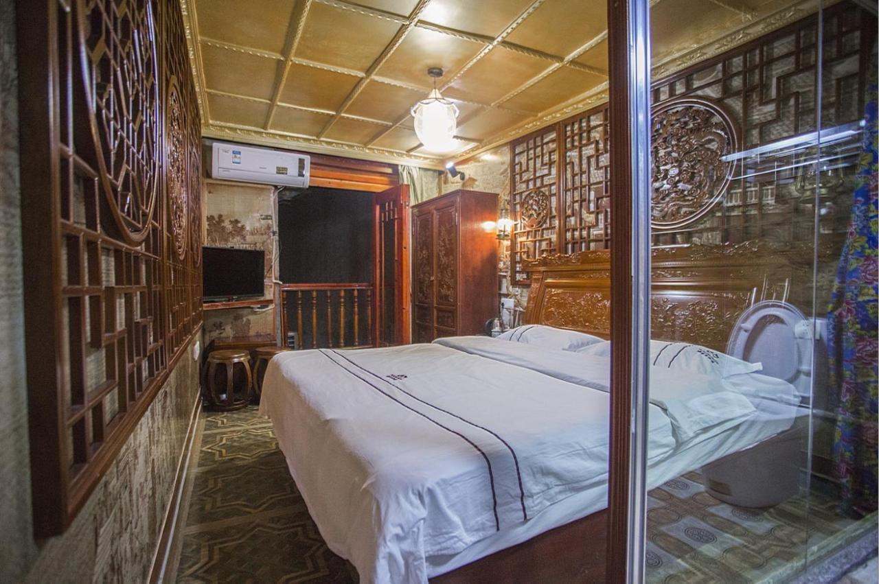 Lqj Riverside Guest House Фенян Екстериор снимка
