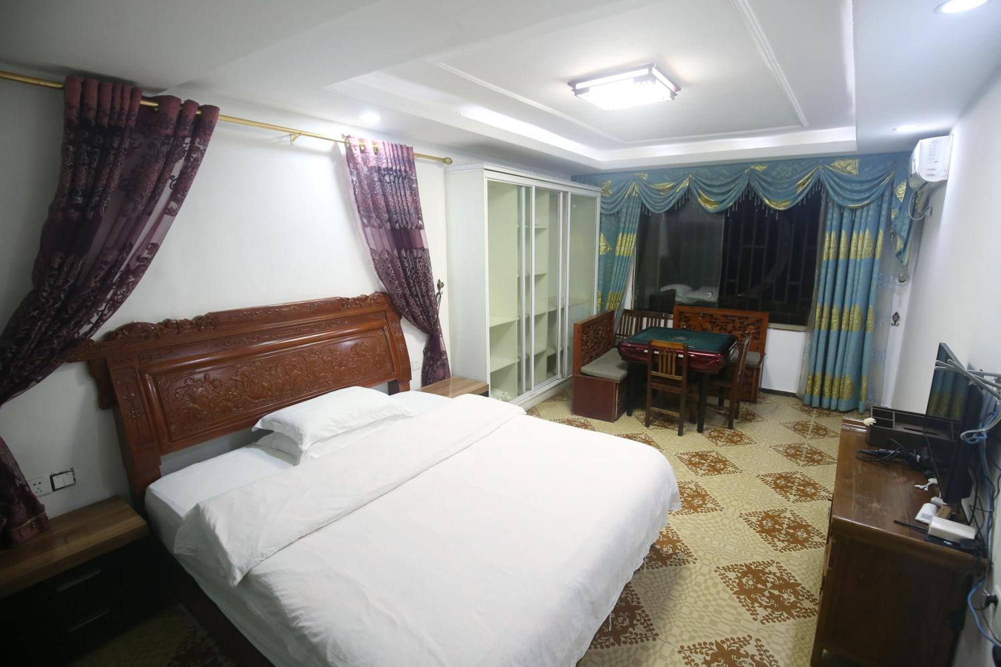 Lqj Riverside Guest House Фенян Екстериор снимка