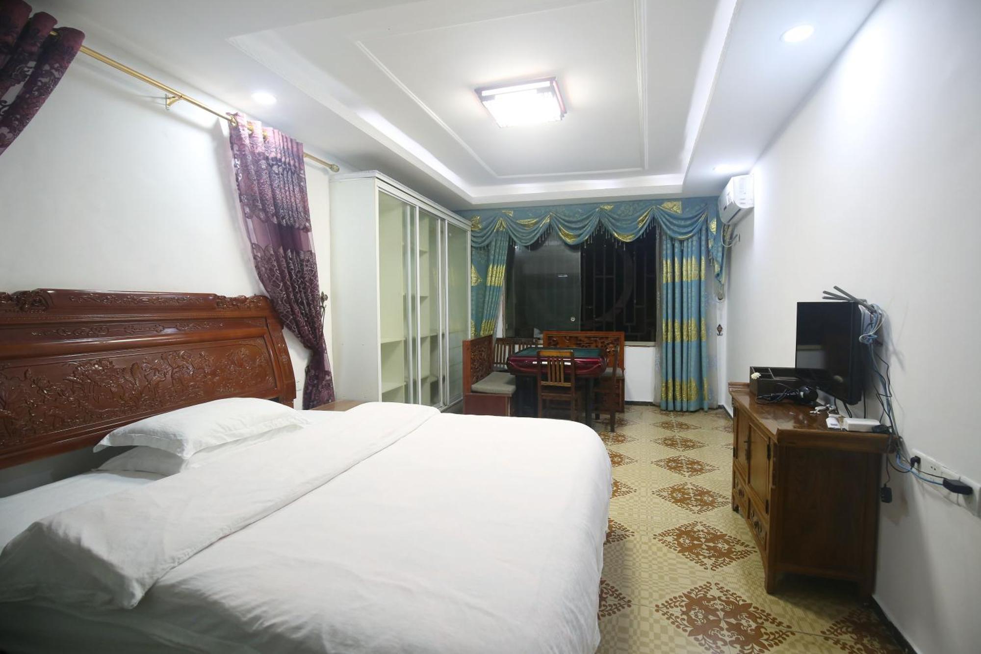Lqj Riverside Guest House Фенян Екстериор снимка